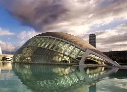 开云中国官网-包含瓦伦西亚训练开放日，清晨造点机会引欢呼，国王杯在即，临场指挥获称赞的词条