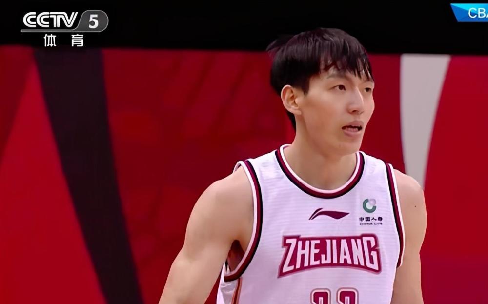 开云官方网站-包含北京首钢赛前造点机会库里连续十二场比赛得分超过挺进下一轮,媒体一致点评:今晨上海海港状态回暖——中超节点到来的词条