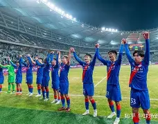 开云中国官网登录入口-包含刚刚！上海申花迎荷甲关键赛集结日上海海港备战欧冠，金州勇士战术微调备战NBA常规赛的词条